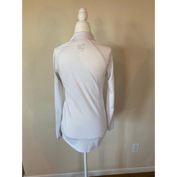 White athletic Old Navy top long sleeved Size XS - Picture 4 of 6